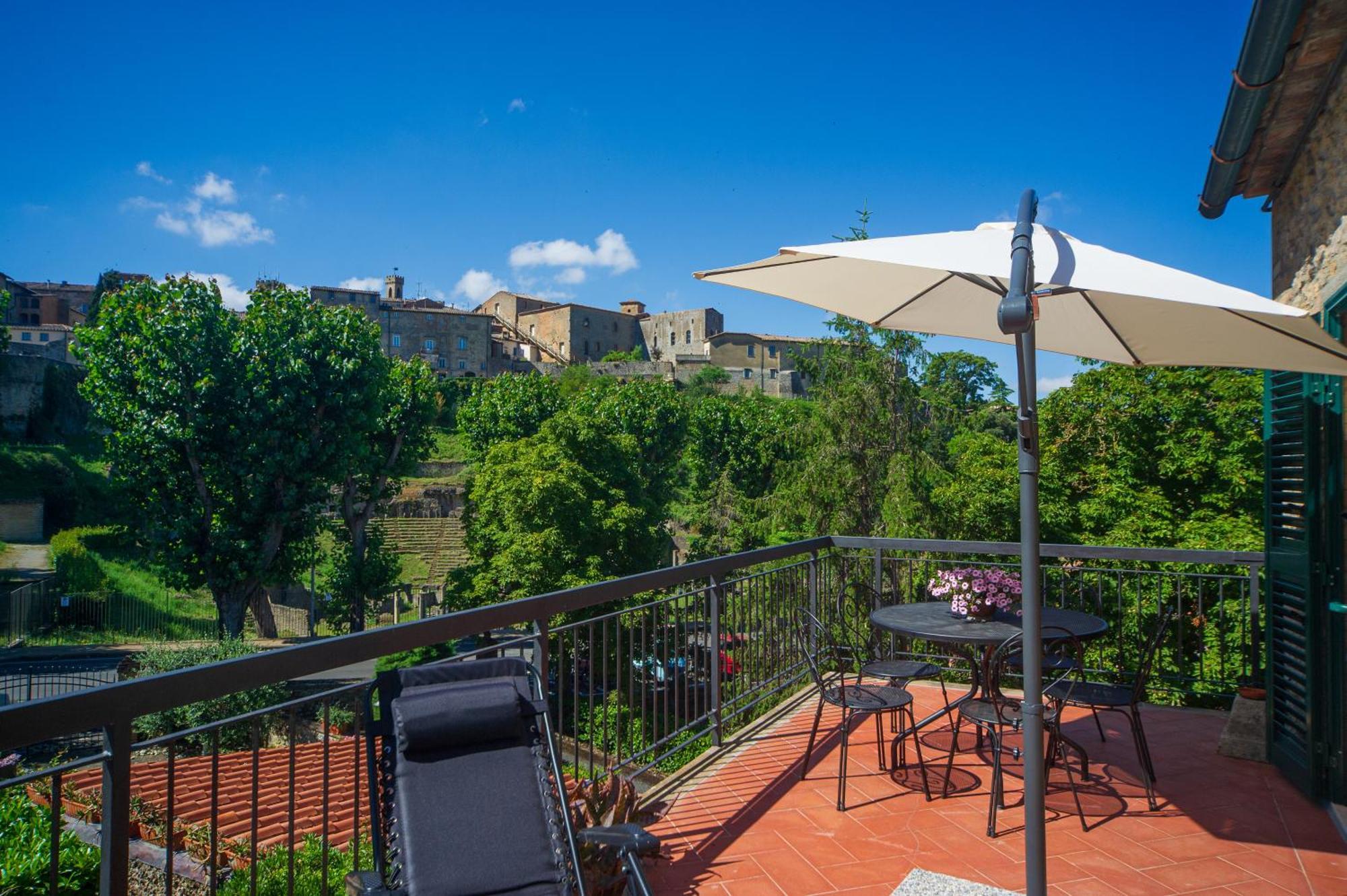 Ferienwohnung La Domus Di Marta Volterra Exterior foto